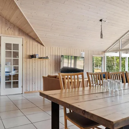 Lovely In With Kitchen Rødby