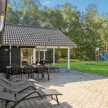 בית נופש Lovely In With Kitchen