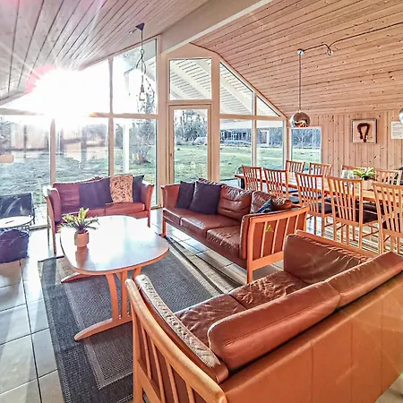 Lovely In With Kitchen