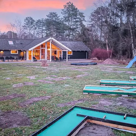 בית נופש Lovely In With Kitchen Rødby