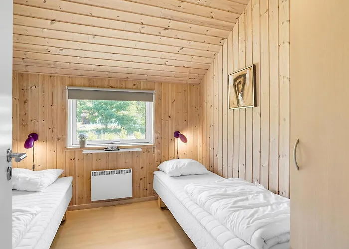 Ferienhaus Lovely In With Kitchen *