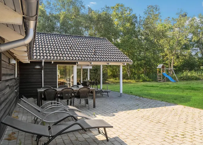 Ferienhaus Lovely In With Kitchen